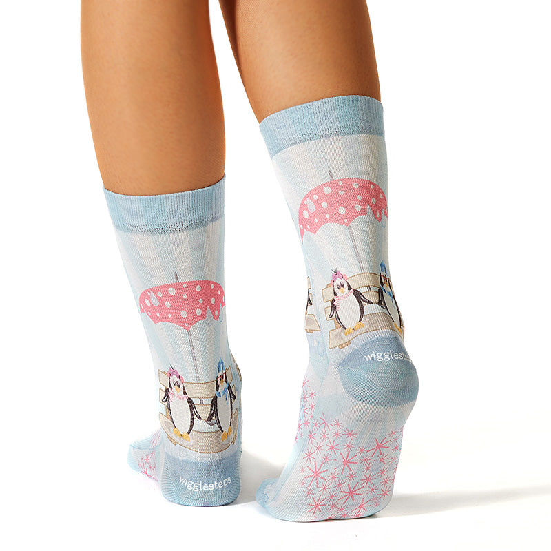 Wigglesteps Lady Socks VALENTINE PENGUIN