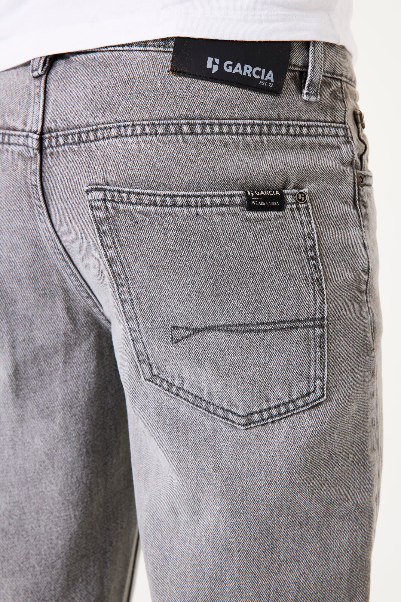 Garcia Ilyano Straight Fit 399-5432